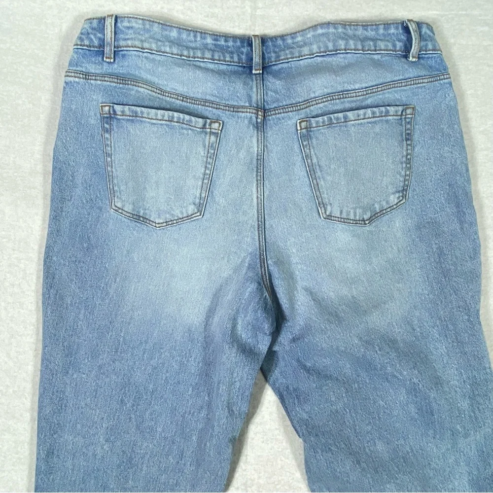 Falls Creek Jeans Women's 16 Blue Straight Leg Hi Rise Stretch Casual Denim NWT